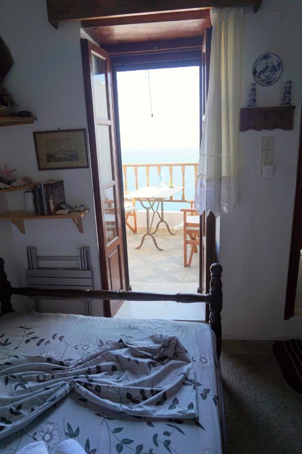 House In Skyros With An Amazing Sea View Exterior foto